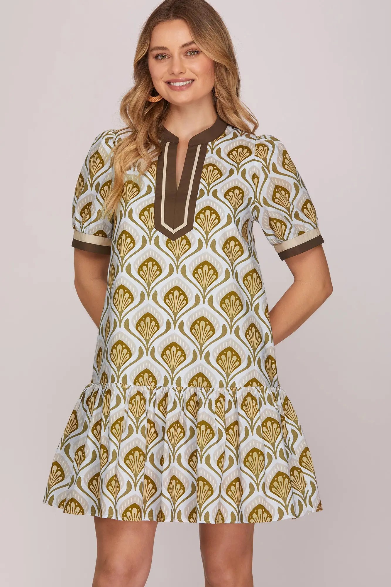 Brown: Ready For A New Year Dress