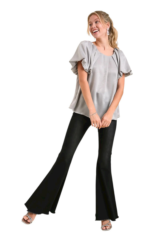 Cool Grey: It’s Time Holiday Top